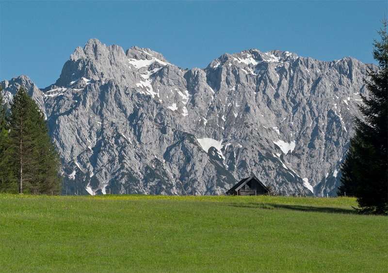 LandSüdtirol IMG_2583 als Smart-Objekt-1 Kopie.jpg - Im Hintergrund das mächtige Karwendel Gebirge. An diesem schönen Ort  haben wir es 1 Woche ausgehalten.